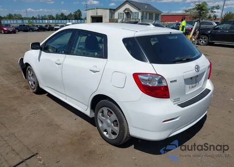 2009 Toyota Matrix z USA, uszkodzony, nr VIN 2T1KU40E59C085534